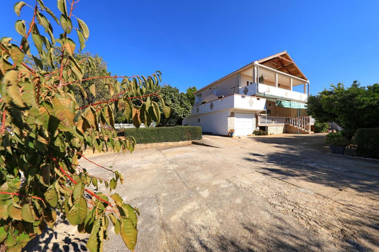 Apartments Luca Ражанац Экстерьер фото